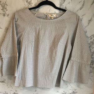 Flair Sleeve Professional Top